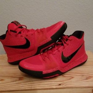 Nike Kyrie 3 "Three Point Contest" University Red